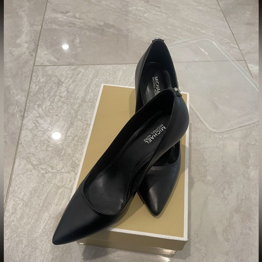 Michael Kors Classic Black Heels